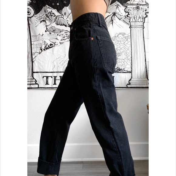 SOLD Vintage Black Levi 505s - Picture 2 of 4